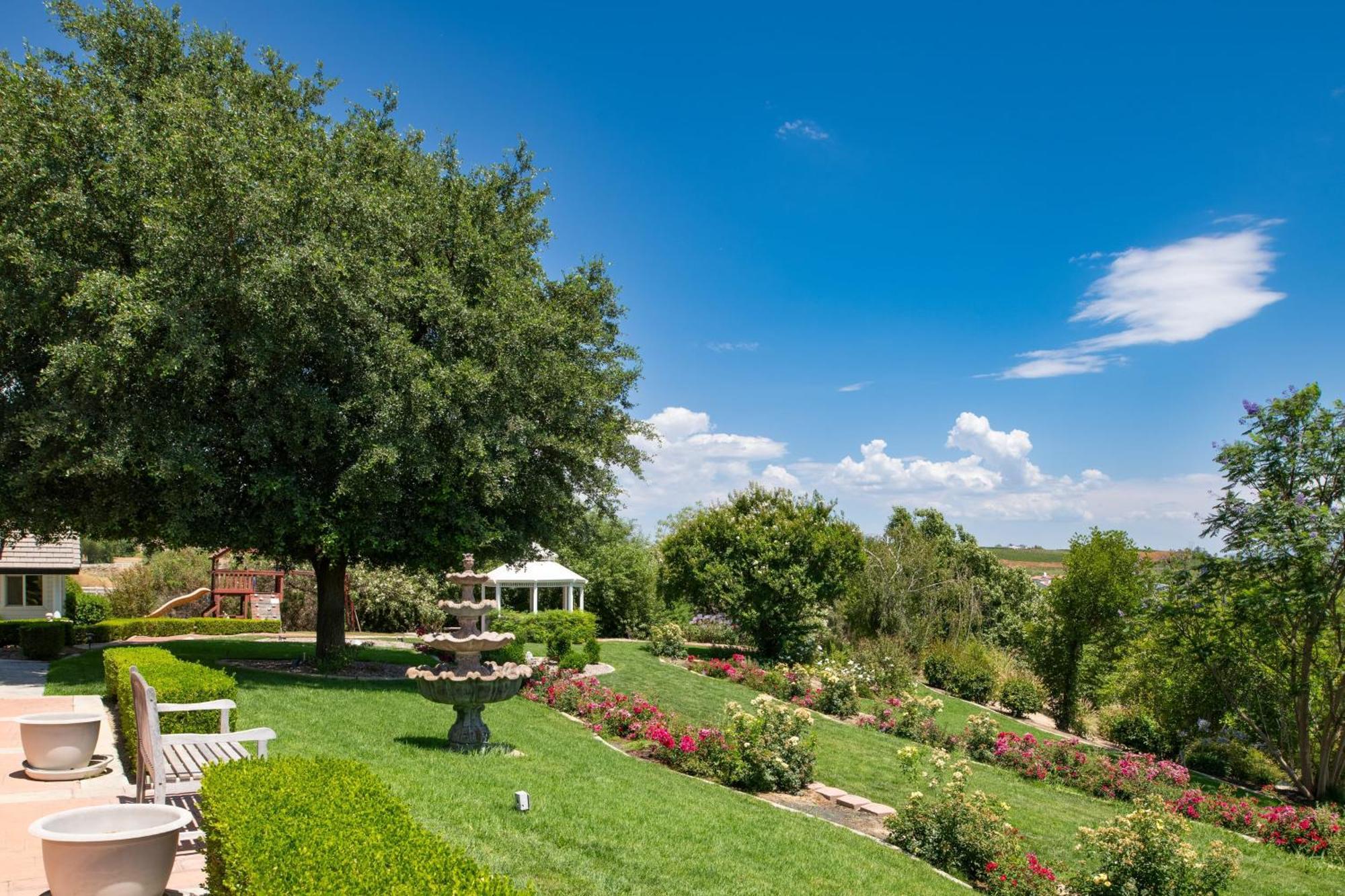 Grand Contento By Avantstay Extraordinary Estate W Pool Hot Tub Movie Room Temecula Extérieur photo